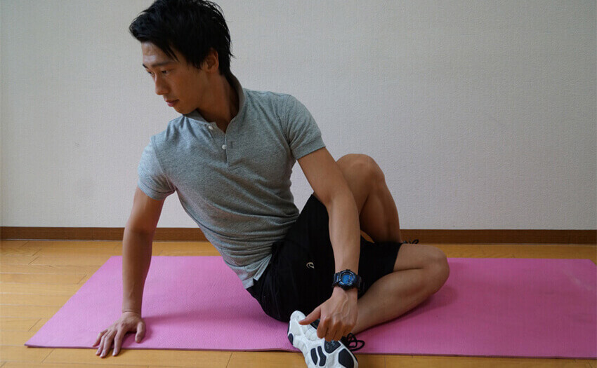 ひねりストレッチエクササイズ1