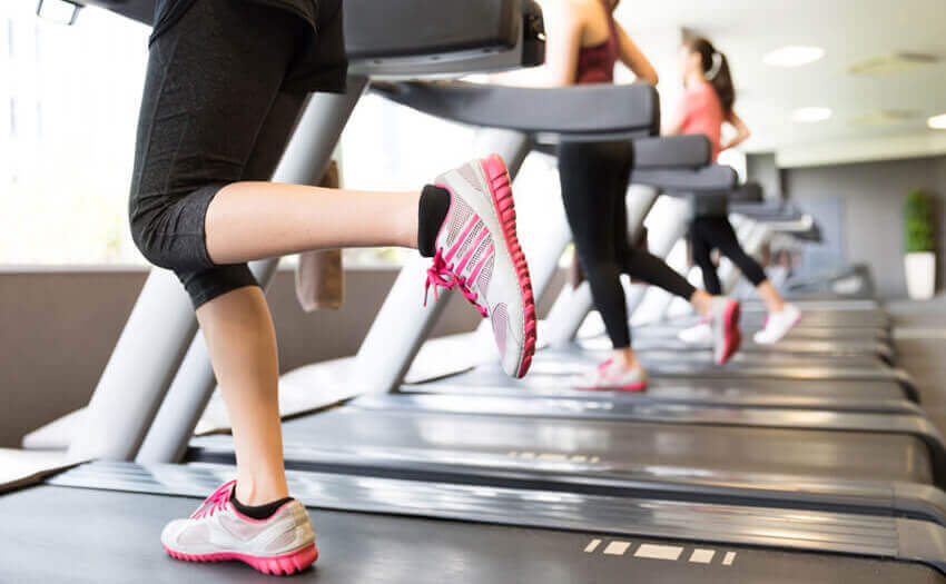 腹筋を割りたいなら有酸素運動が大事