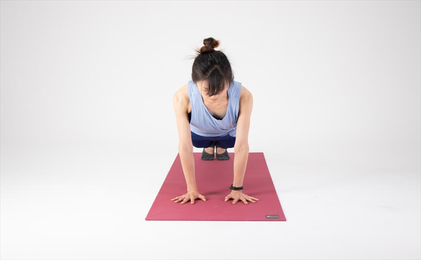 シンプルだけど効く!ナロープッシュアップ(1)