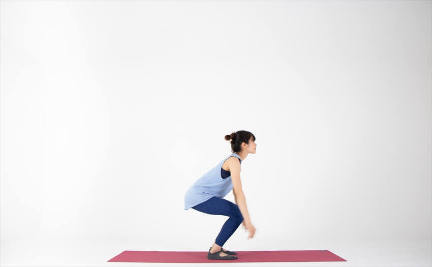 全身を強化する「ジャンプスクワット」(2)