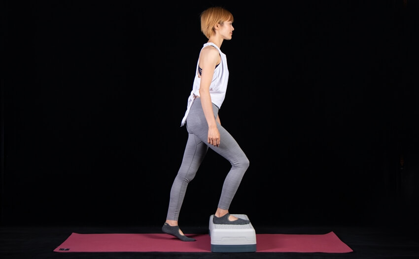 エアロビクスの基本ステップエクササイズ(2)