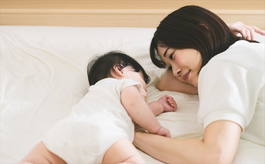 仰向け?うつぶせ?寝る姿勢が体に及ぼす影響とは