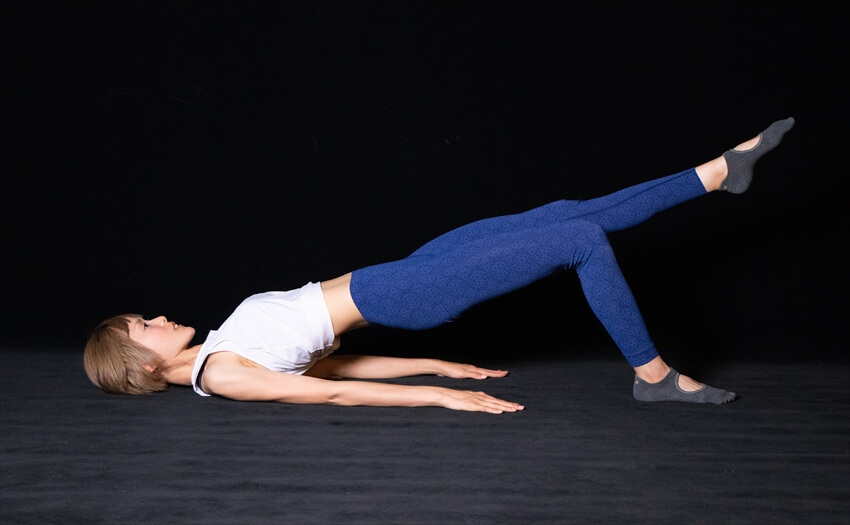 太ももの後ろ側がたるみがちな場合のエクササイズ(3)