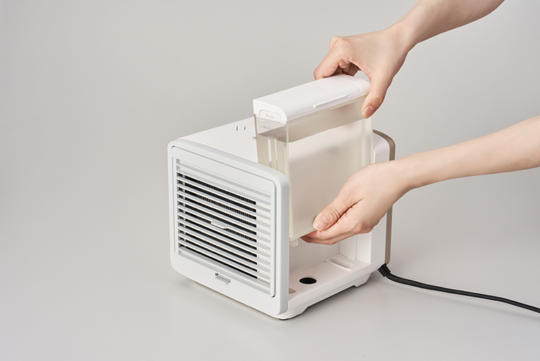 本体にセットするイメージ